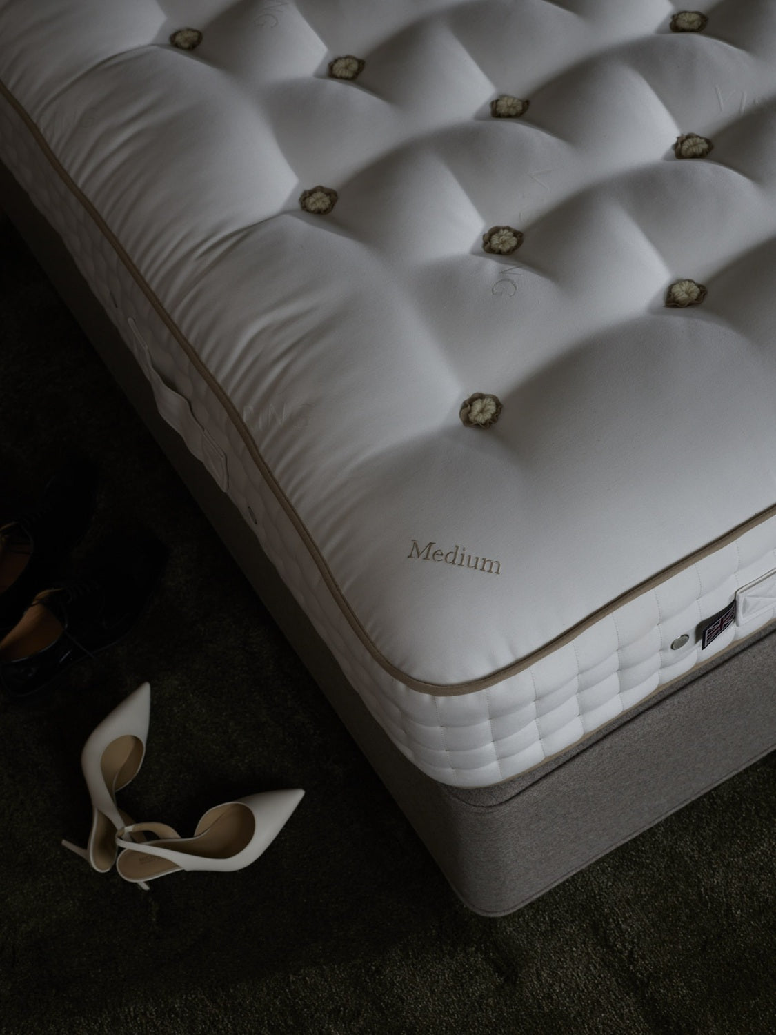 How to Choose Between the World’s Finest Handmade Beds